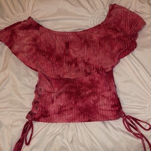Off the shoulder tie die shirt